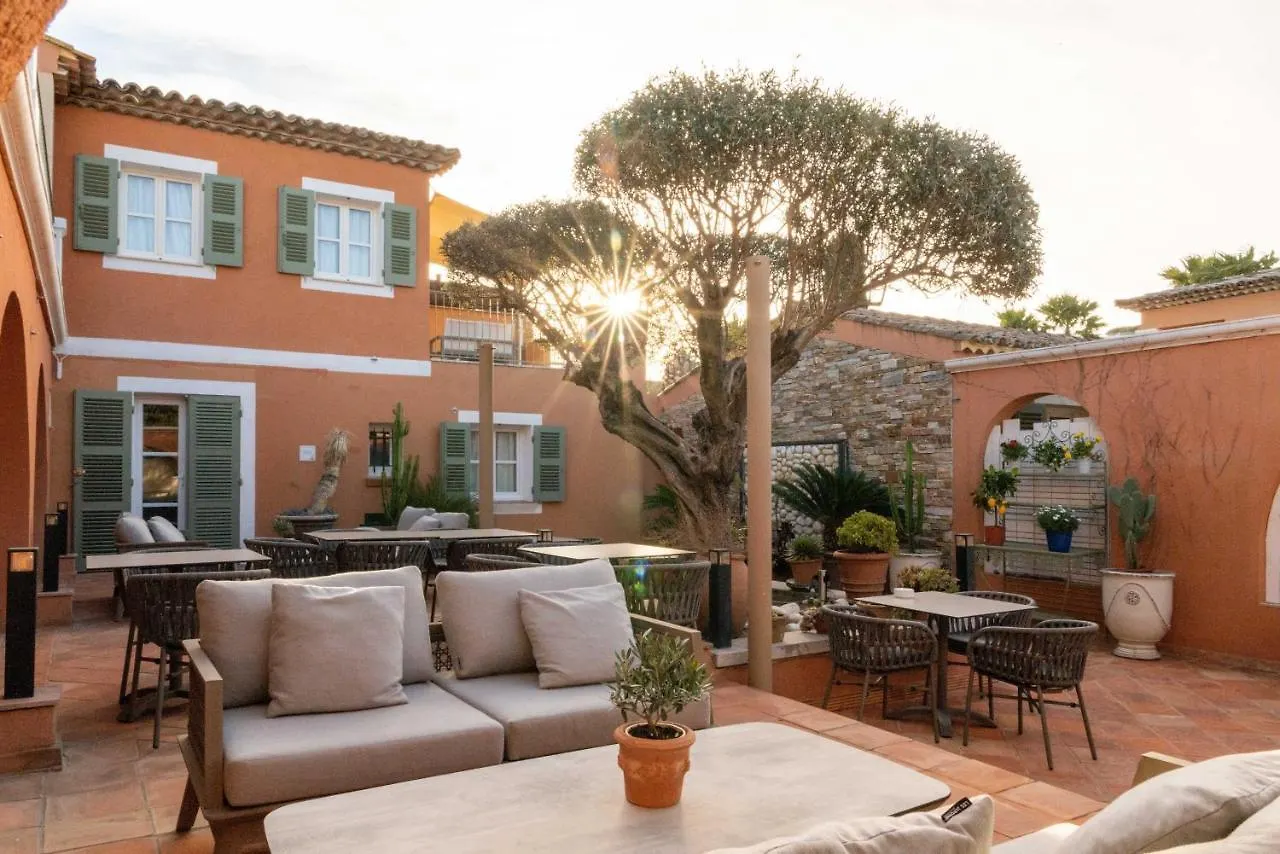 Hotel Le Mouillage Saint-Tropez 4*,  Francia